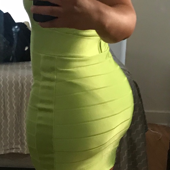 Dress - Picture 2 of 6